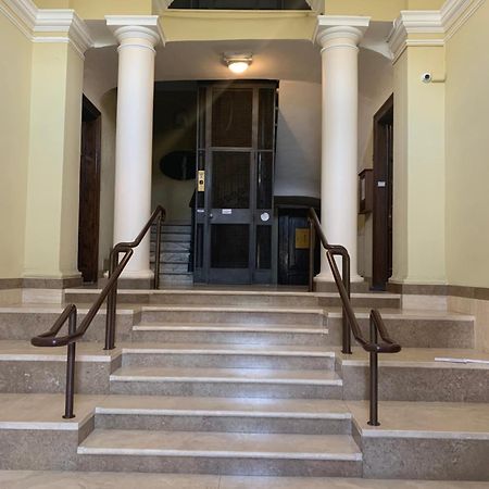 Colosseo Luxe Apartment In The Center Of Rzym Zewnętrze zdjęcie