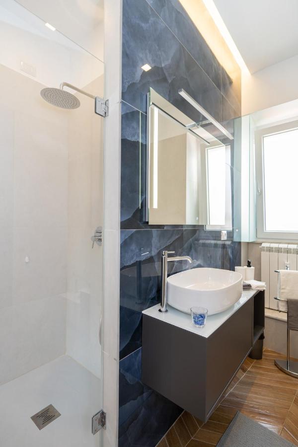 Colosseo Luxe Apartment In The Center Of Rzym Zewnętrze zdjęcie
