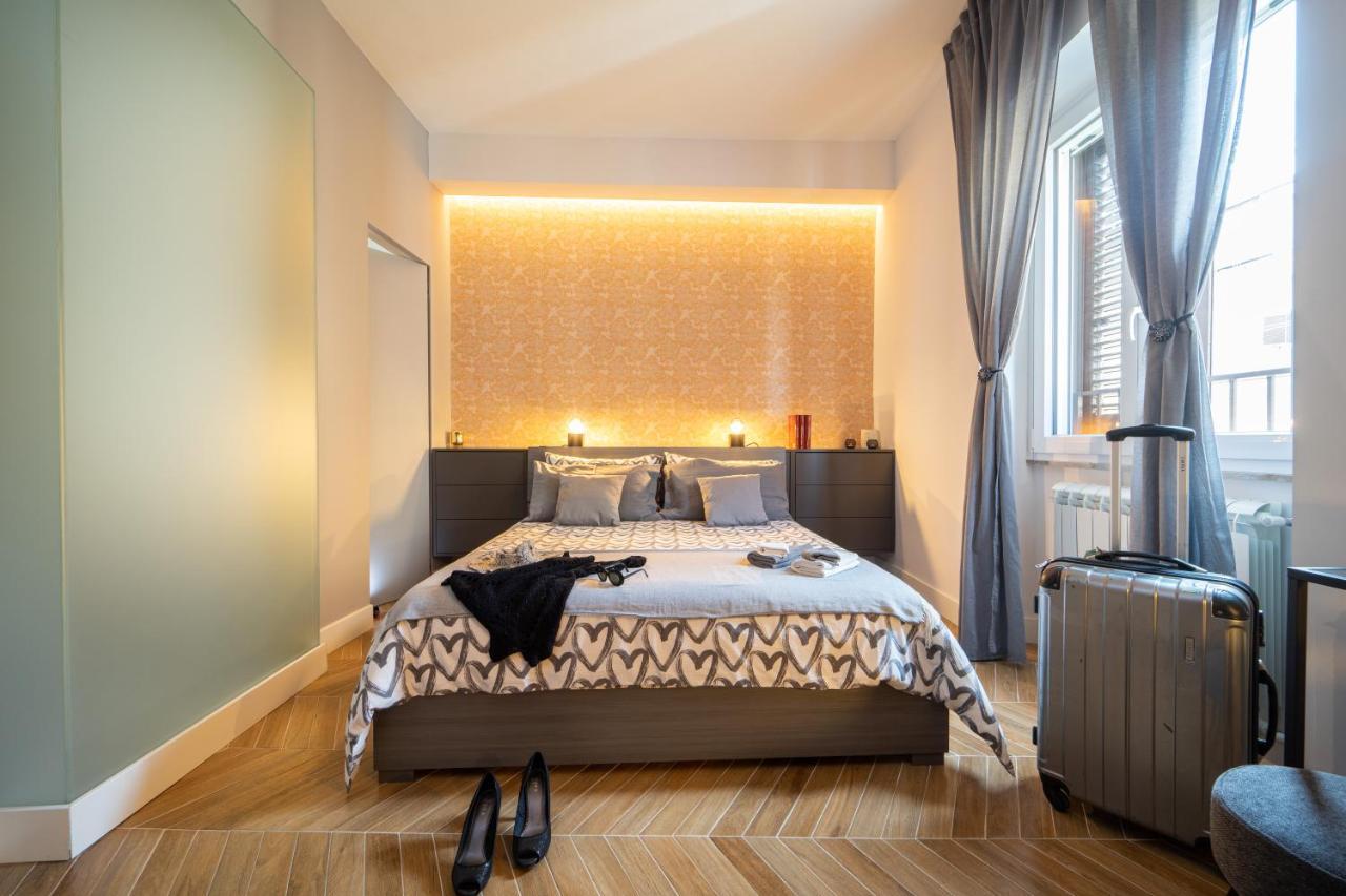 Colosseo Luxe Apartment In The Center Of Rzym Zewnętrze zdjęcie