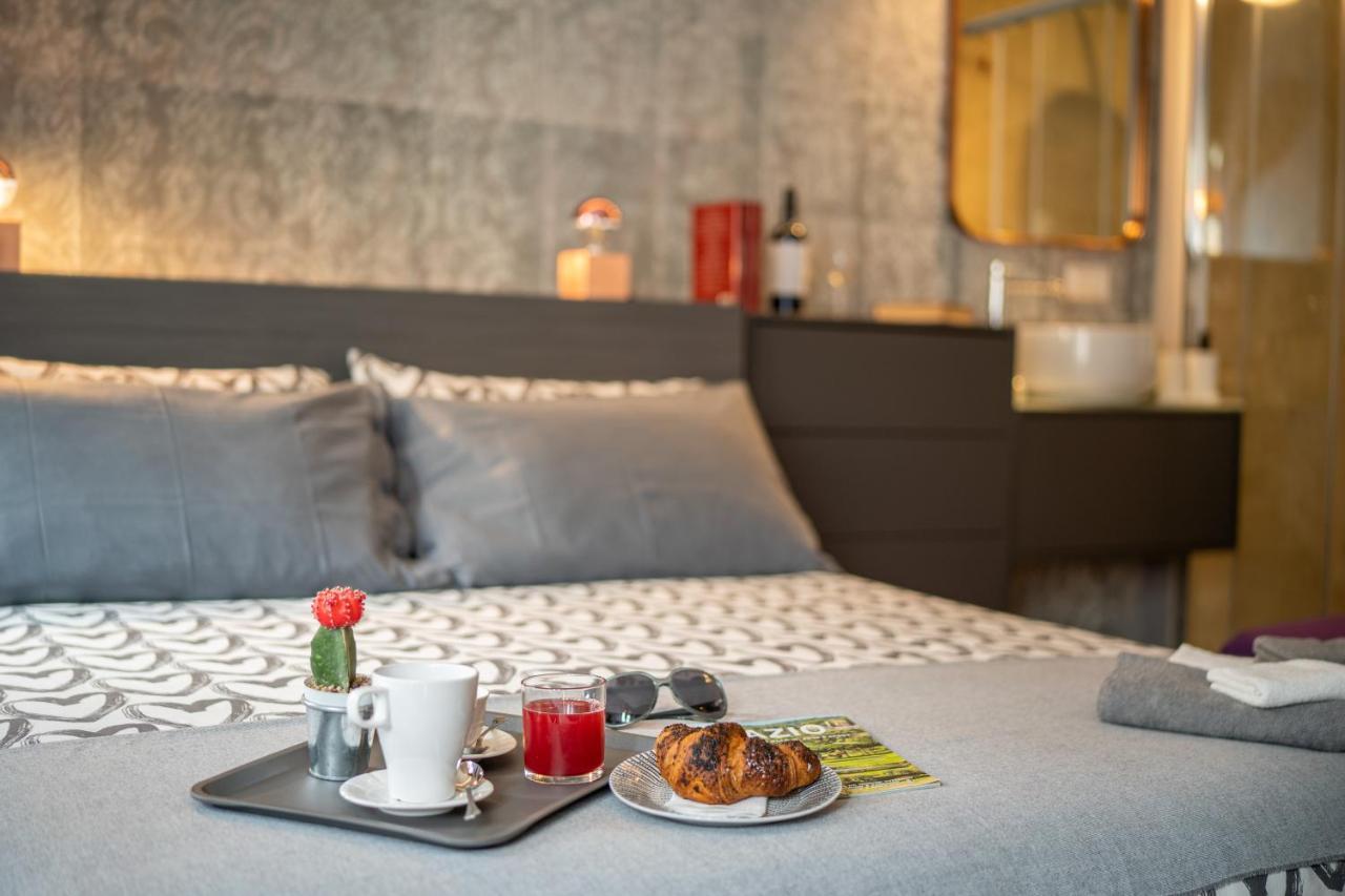 Colosseo Luxe Apartment In The Center Of Rzym Zewnętrze zdjęcie